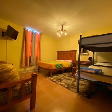 غواناخواتو Departamentos Suites Centro المظهر الخارجي الصورة